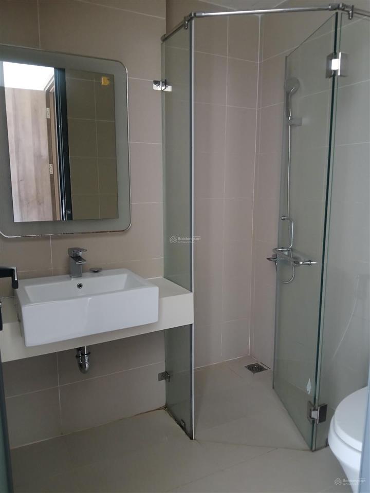 3pn 2wc 75 m2 q7 boulevard nguyễn lương bằng  nội thất cơ bản  view ngoài  4,5 tỷ
