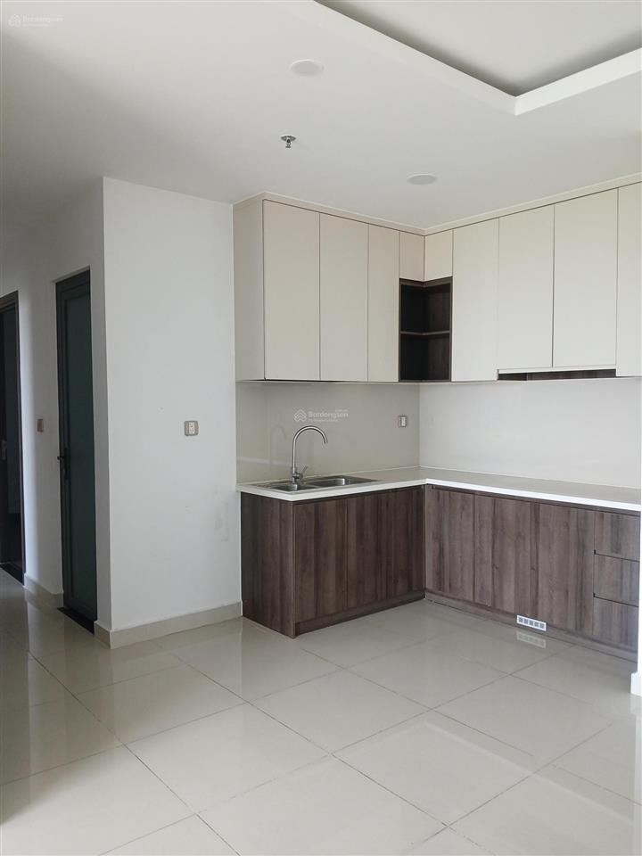 3pn 2wc 75 m2 q7 boulevard nguyễn lương bằng  nội thất cơ bản  view ngoài  4,5 tỷ
