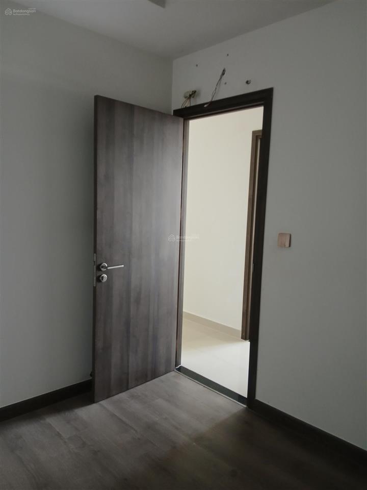 3pn 2wc 75 m2 q7 boulevard nguyễn lương bằng  nội thất cơ bản  view ngoài  4,5 tỷ