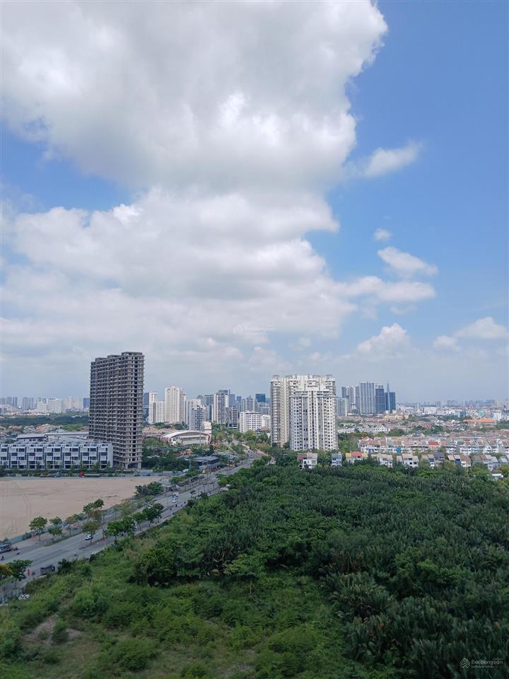 3pn 2wc 75 m2 q7 boulevard nguyễn lương bằng  nội thất cơ bản  view ngoài  4,5 tỷ