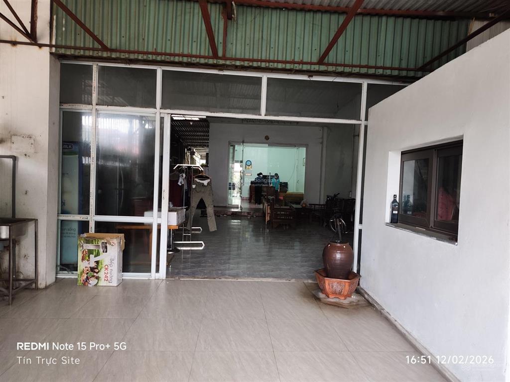 Chính chủ cần bán gấp nhà mặt đường quốc lộ 3, mặt tiền khủng, giá 13,7 tỷ, sổ 160m2, thực tế 220m2