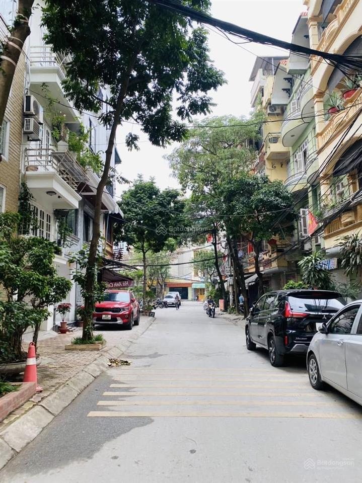 Đất hiếm phân lô hồ tùng mậu, oto tránh đỗ vỉa hè to nhiều cây xanh kinh doanh, 85m mt 6m 32.8 tỷ