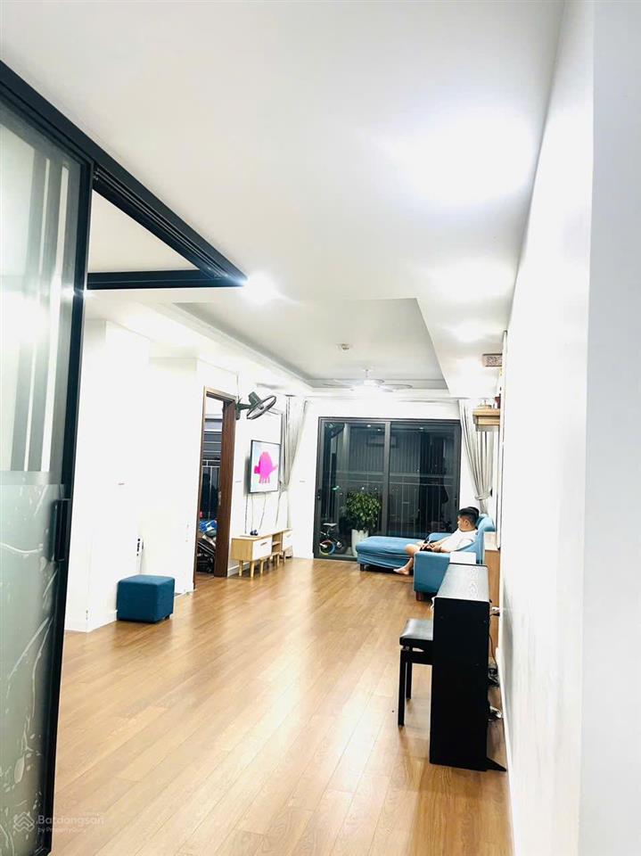Cho thuê chung cư phương đông green park 2 phòng ngủ 80m full nội thất chỉ 10,5 triệu