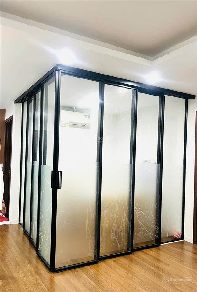 Cho thuê chung cư phương đông green park 2 phòng ngủ 80m full nội thất chỉ 10,5 triệu