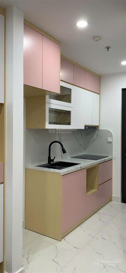 Căn hộ màu hồng cực xinh 2pn 55m full đồ, 2 ban công chỉ 11 triệu