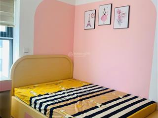 Căn hộ màu hồng cực xinh 2pn 55m full đồ, 2 ban công chỉ 11 triệu