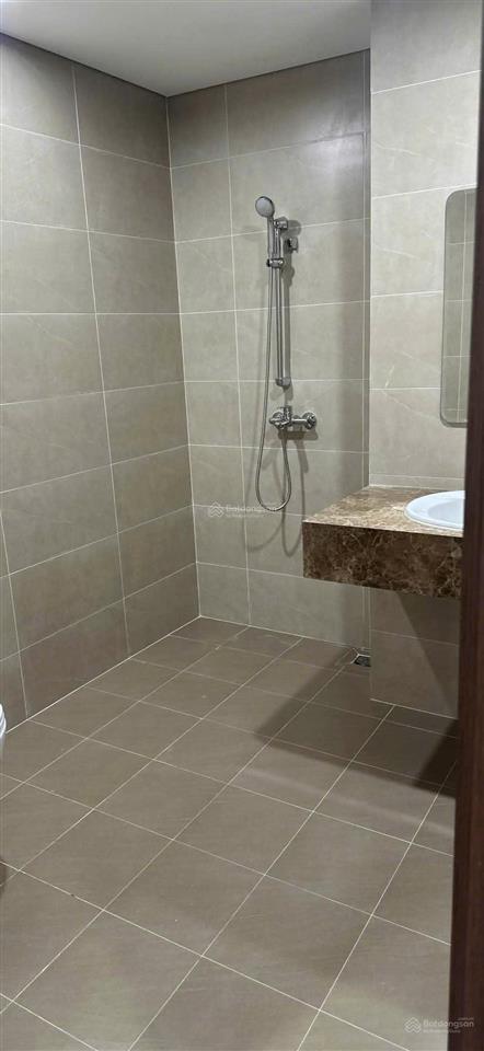Cho thuê căn hộ 3n chung cư blugem tower 8 triệu/tháng, cơ bản