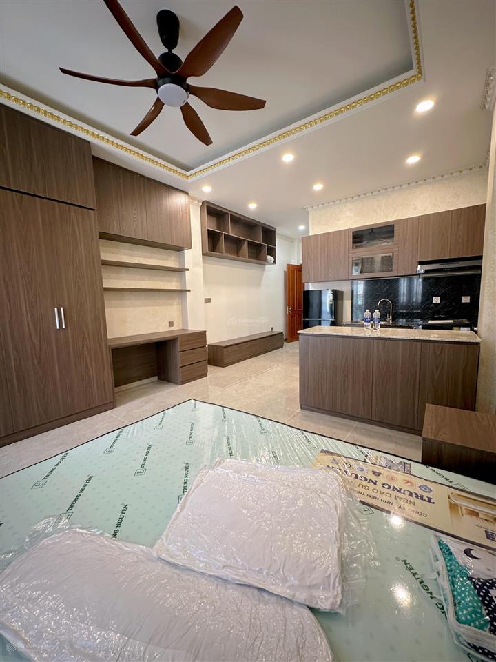 Căn hộ dịch vụ quận 9 giá 4,5 triệu full nội thất đường nguyễn văn tăng mới sạch sẽ