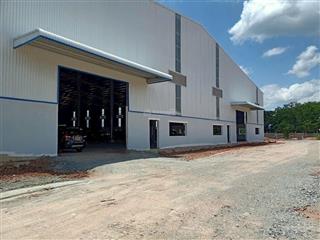 Cho thuê 3100 m2 xưởng mới tân uyên, cụm sản xuất, pccc tự động, đường xe cont, giấy tờ đầy đủ