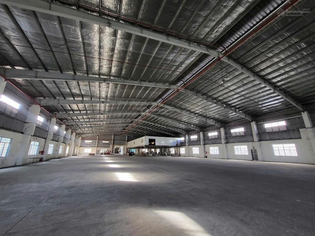Cho thuê 6000m2 xưởng tân uyên, pccc tự động, đường xe công, sản xuất 24/24h, giấy tờ đầy đủ