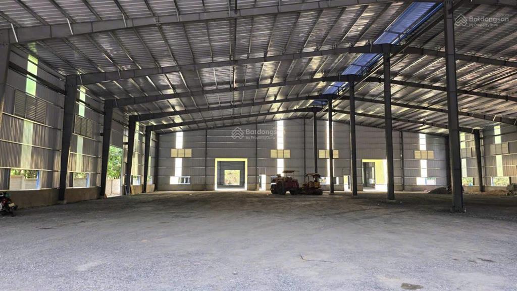 Cho thuê 5400 m2 xưởng tân uyên bình dương, pccc tự động, giấy tờ đầy đủ, đường cont, sx 24h
