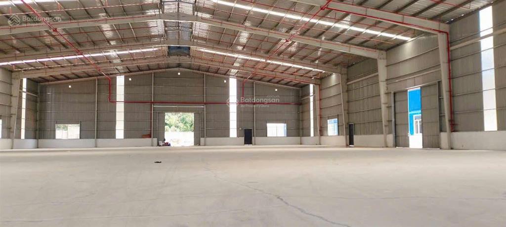 Cho thuê 4.600 m2 xưởng bến cát bình dương, pccc tự động, giấy tờ đầy đủ, đường cont, s.x 24h