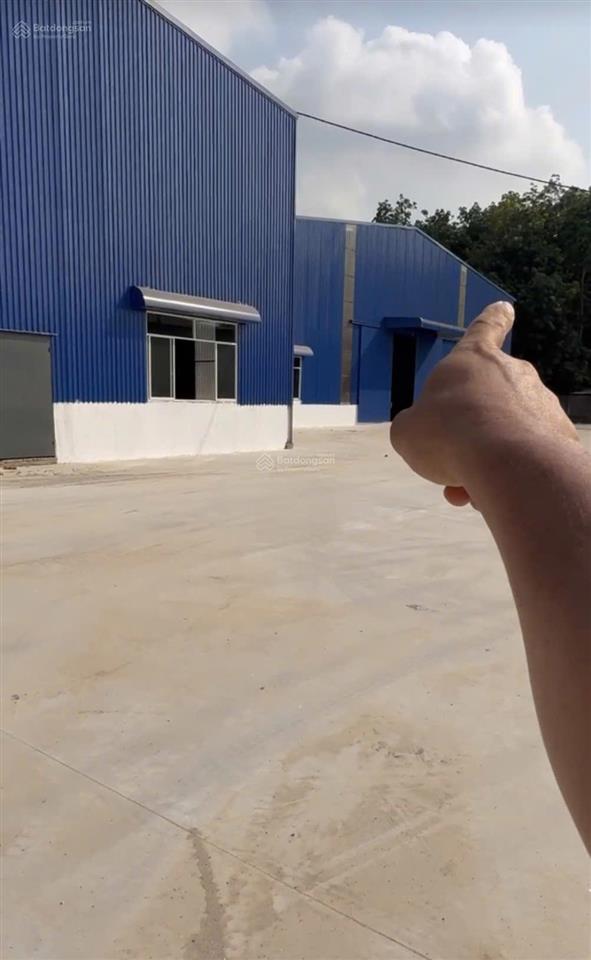 Cho thuê 4.600 m2 xưởng bến cát bình dương, pccc tự động, giấy tờ đầy đủ, đường cont, s.x 24h