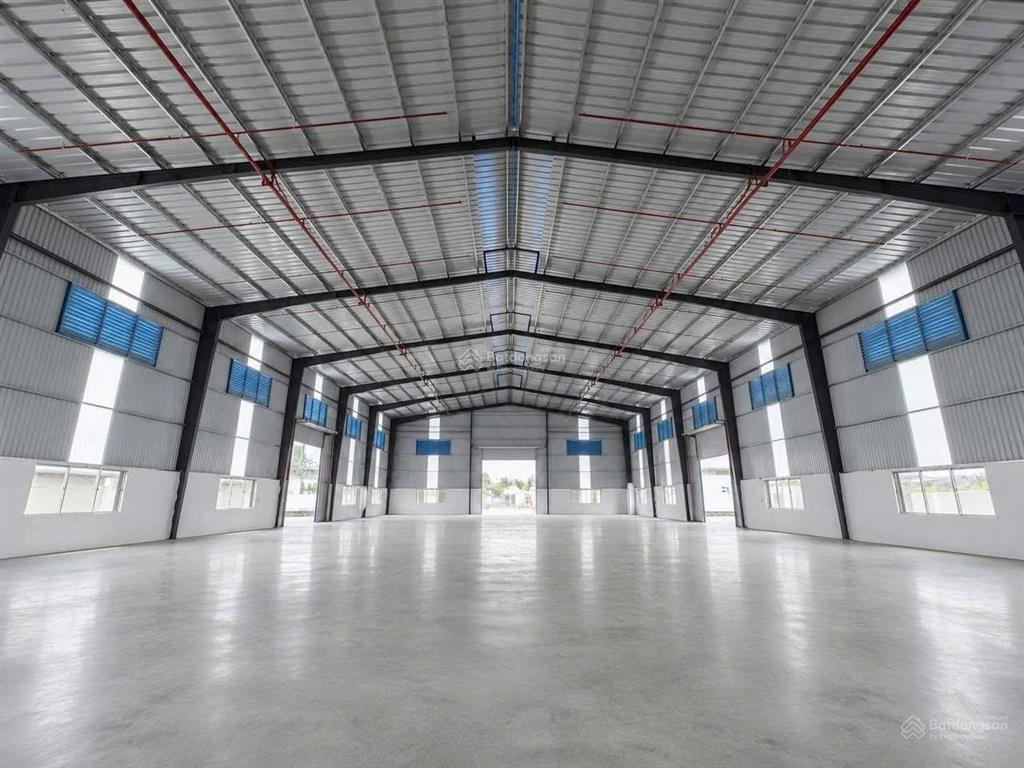 Cho thuê 4000m2 đất + xưởng tân uyên, giá 210 triệu, ngay vsip ii, pccc tự động, giấy tờ đầy đủ