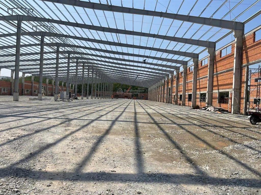 Cho thuê xưởng 50.000m² ngăn lẻ từ 3120m2, 5160m2 tân uyên, ngay kcn, pccc tự động, giấy tờ đầy đủ