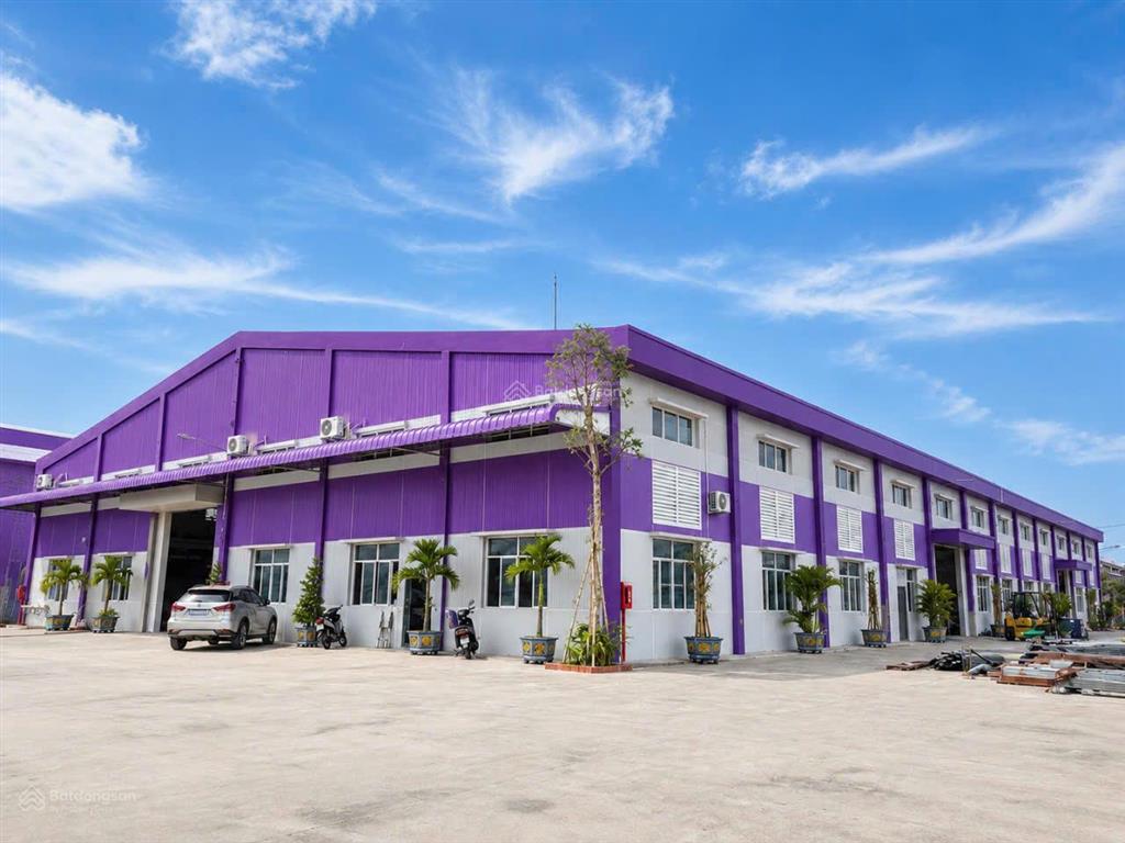Cho thuê 2647m2 xưởng trong kcn bến cát, pccc tự động, giấy tờ đầy đủ, sx đa ngành nghề