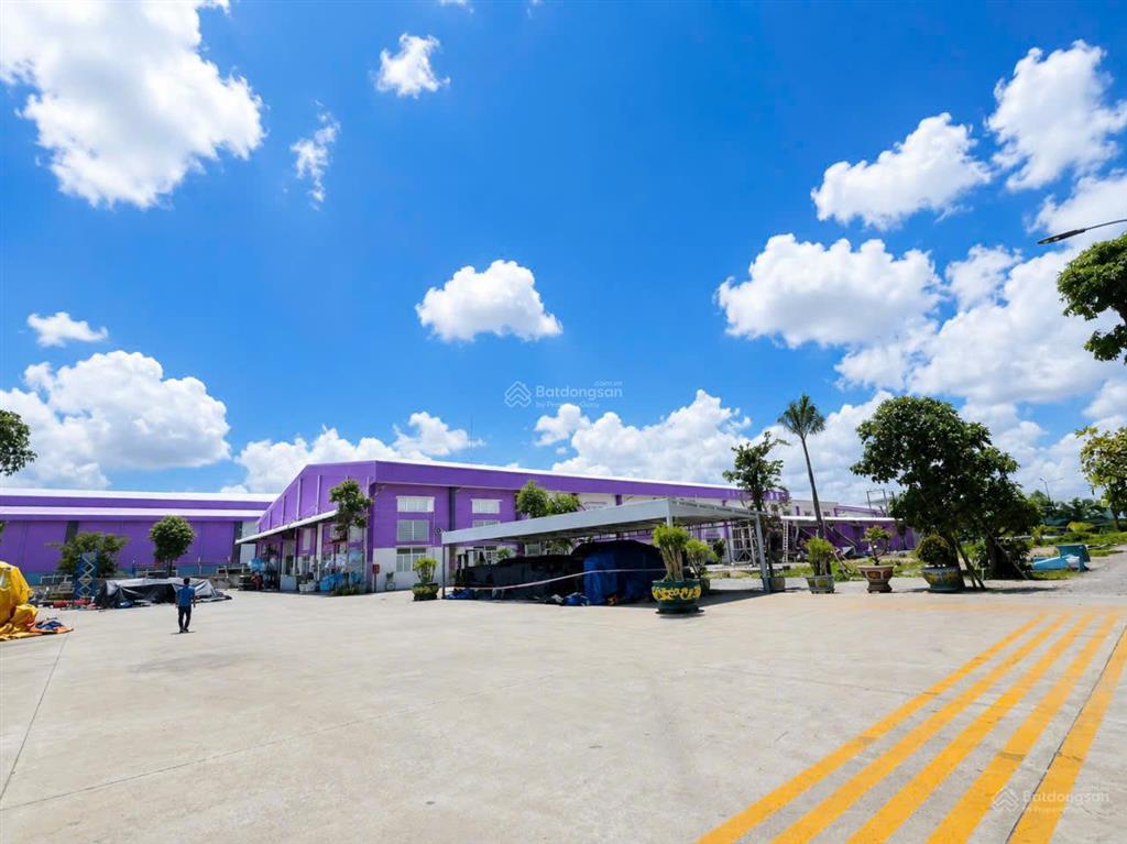 Cho thuê 2647m2 xưởng trong kcn bến cát, pccc tự động, giấy tờ đầy đủ, sx đa ngành nghề