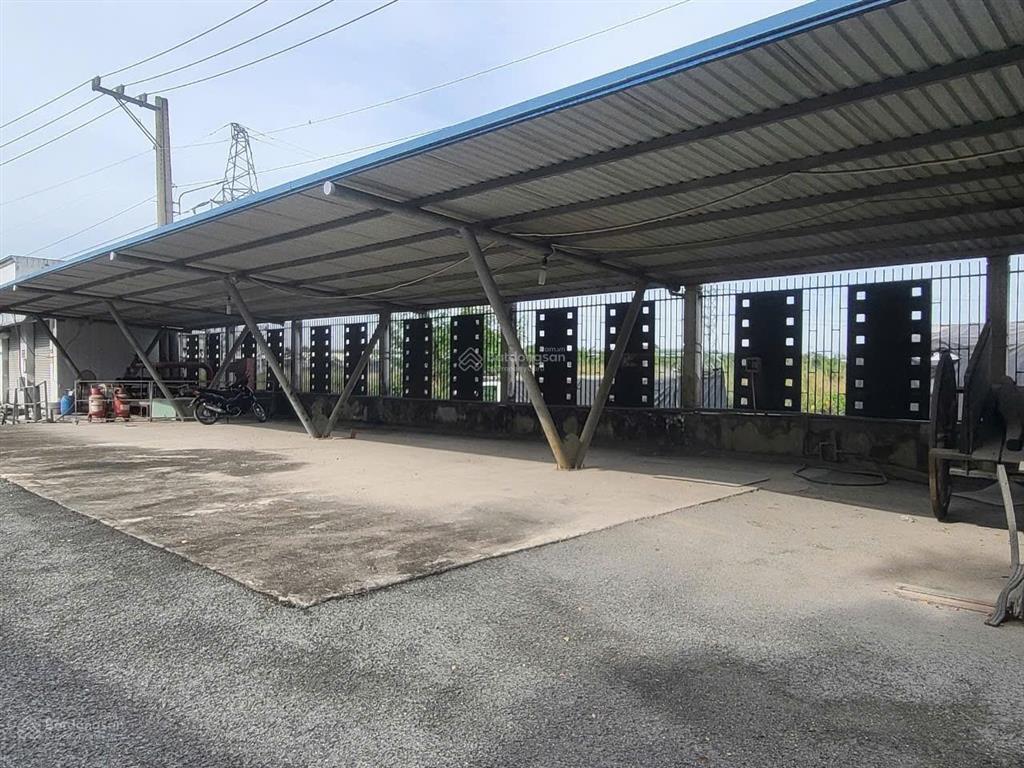 Cho thuê 9000m2 xưởng tân uyên, tiếp gỗ sơn, pccc tự động, đường cont, giấy tờ đầy đủ