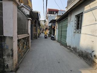 5.76 tỷ. ở  đầu tư. lô đất 48m2. mặt tiền 4m. đường 2,9m. cách ôtô 150m. xuân phương  nam từ liêm