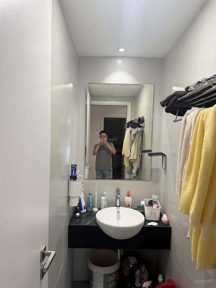 Chính chủ bán căn hộ cc tâm huyết ricca 1pn+1