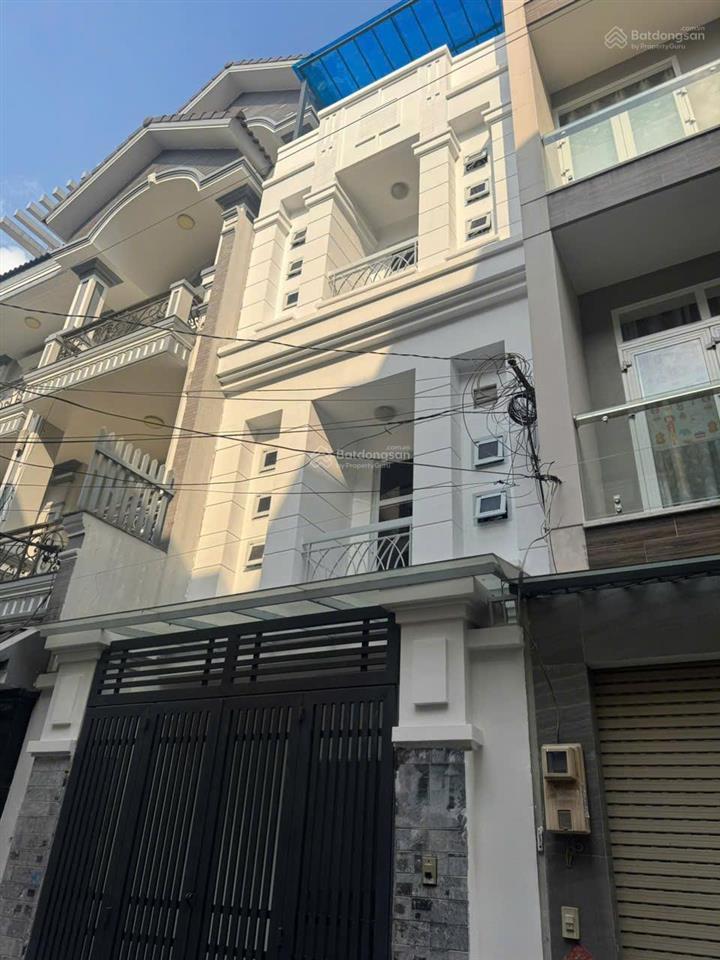 **bán nhà hxh phạm văn hai ** phường 3  tân bình 5,7*11m 5 tầng chỉ 9,5 tỷ