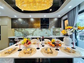 **bán nhà hxh phạm văn hai ** phường 3  tân bình 5,7*11m 5 tầng chỉ 9,5 tỷ