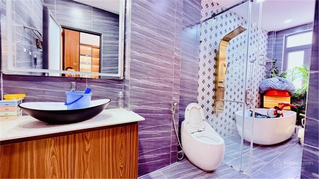 **bán nhà hxh 254 âu cơ ** phường 9, tân bình (4x18) 5 tầng đẹp vip chỉ 9,5 tỷ?