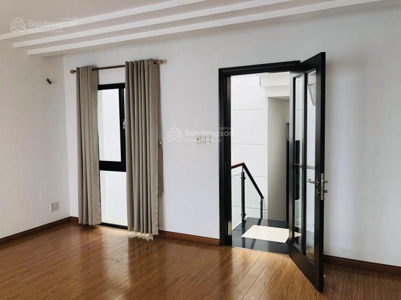 Bán nhà hẻm 202 phạm văn hai phường 5, tân bình (4,5x20m) 3 tầng chỉ 100tr/m2
