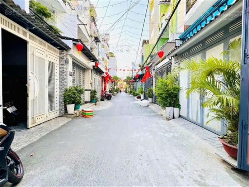 **bán nhà mặt tiền phường 4, phú nhuận** mt phùng văn cung (42m2) nở hậu chỉ 8 tỷ