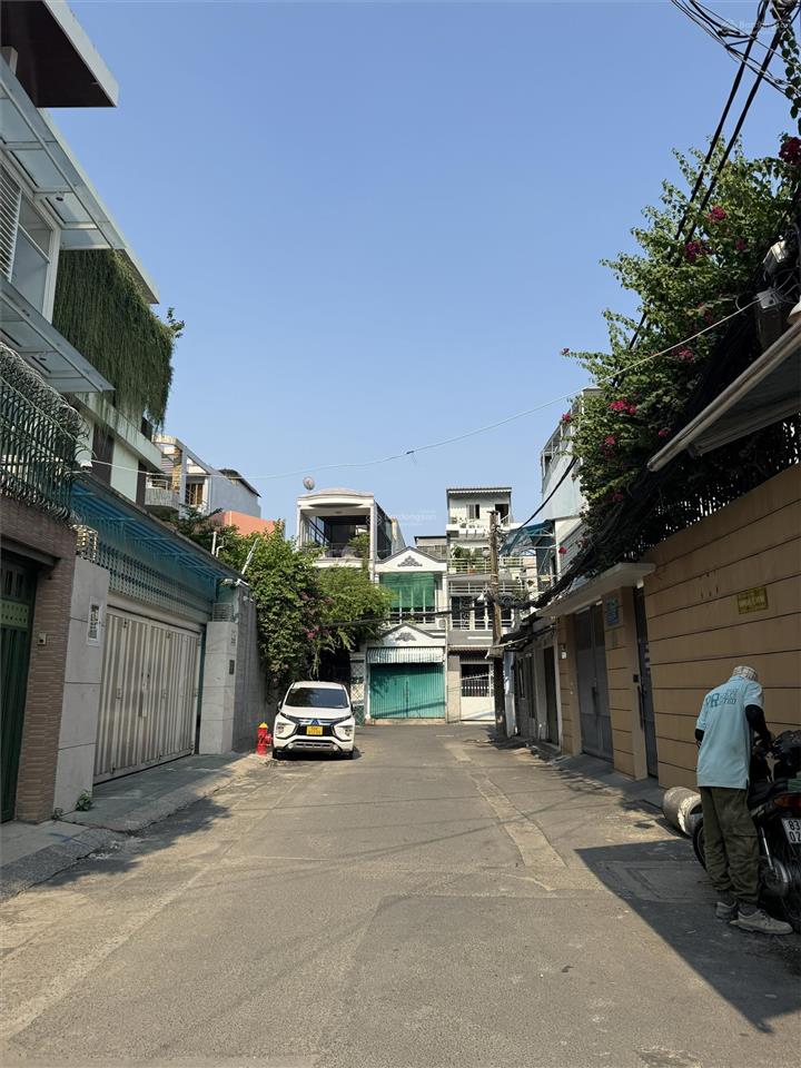 **bán nhà hxh nguyễn trọng tuyển** phường 1, tân bình (10*21m) khu vip sân bay