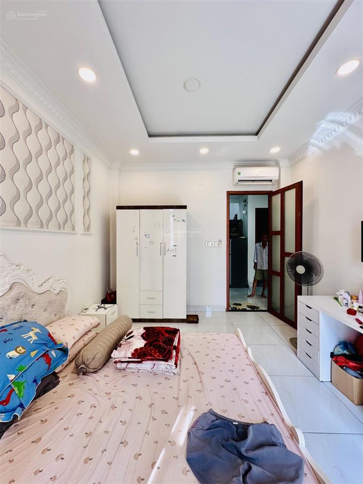 Ngang 8m hẻm 413 vip giá chỉ 7.x tỷ kiếm đâu ra?