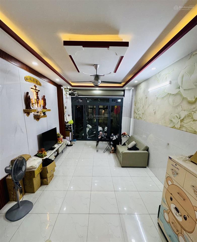 Nhà đẹp tân phú  tô hiệu 68m2  cạnh đầm sen giáp q6  an ninh dân trí  gần trường  giá rẻ