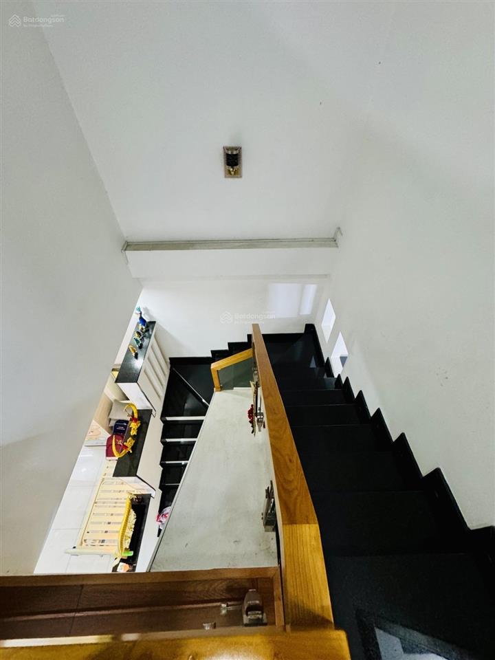 Nhà đẹp tân phú  tô hiệu 68m2  cạnh đầm sen giáp q6  an ninh dân trí  gần trường  giá rẻ
