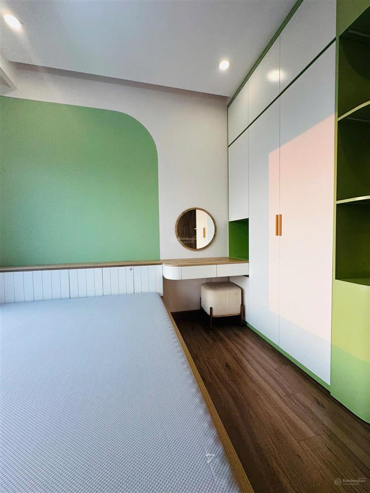 Bán căn hộ 3 pn  2 vs, 73.5m giá thấp hơn căn 2 pn 67m giành cho gia đình ở thực.