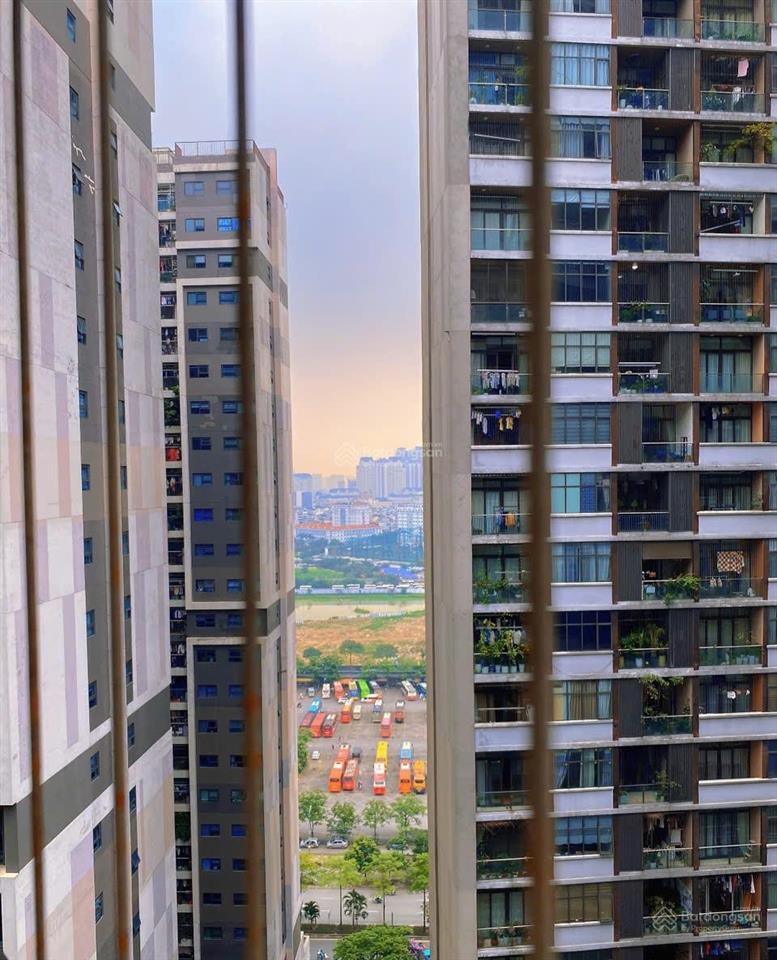 Bán căn góc 68m22 ban công the garden hill 99 trần bình, hà nội.
