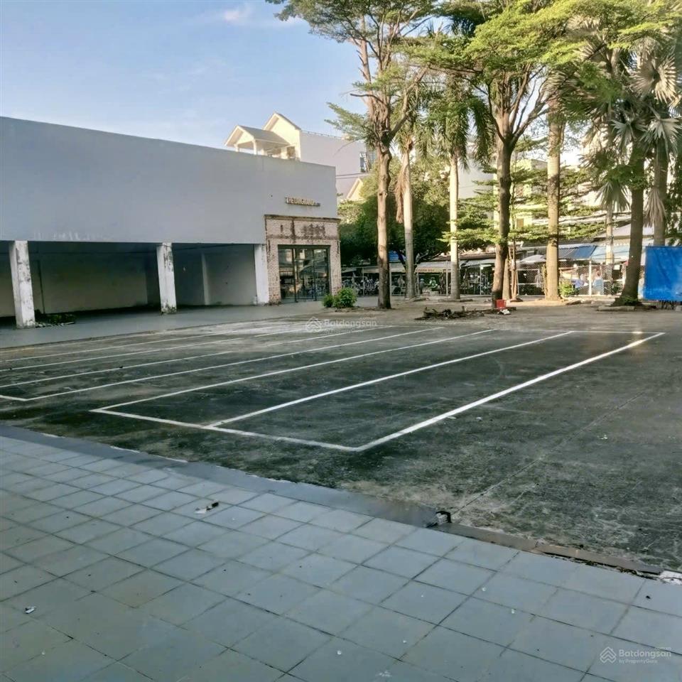 Mặt bằng tmdv 6200m2, bình tân, hợp đồng 10 năm, hơn 80k/m2, pccc tự động, mặt tiền 60m, kd tự do