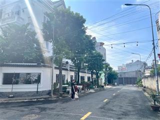 Nguyễn ảnh thủ nhà 4 tầng có thang máy khu phân lô biệt thự