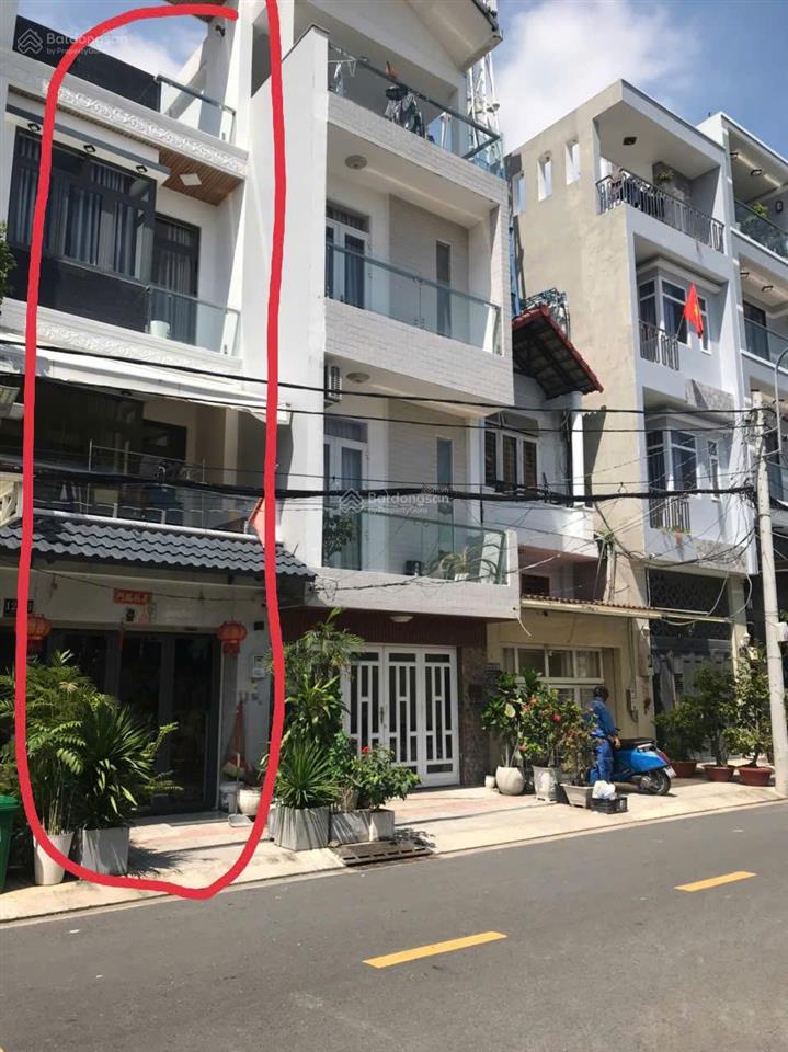 Nhà phố đường huỳnh thị đồng, 1 trệt, 3 lầu, 6 phòng ngủ, 1 phòng khách, 3 toillet