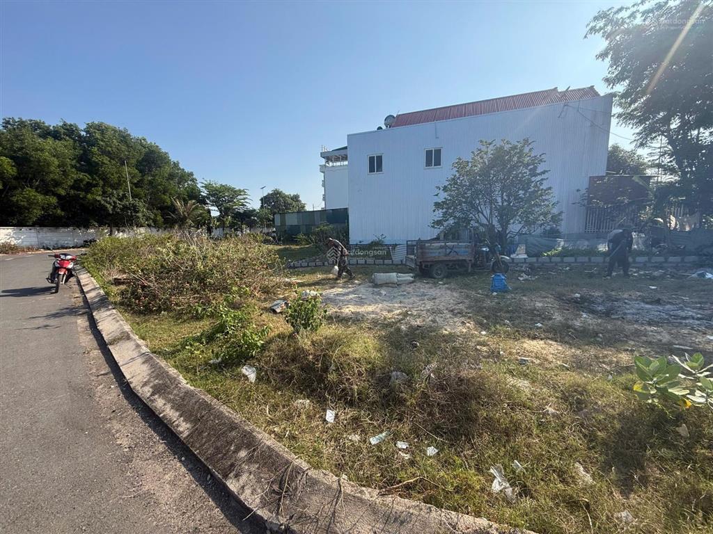 Lô góc. gần ks hoàng sa. cam nghĩa, cam ranh, 6,2 tỷ, 128m2