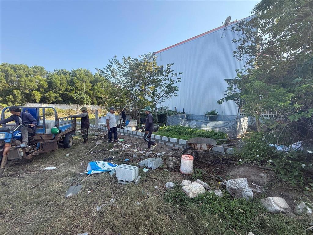 Lô góc. gần ks hoàng sa. cam nghĩa, cam ranh, 6,2 tỷ, 128m2