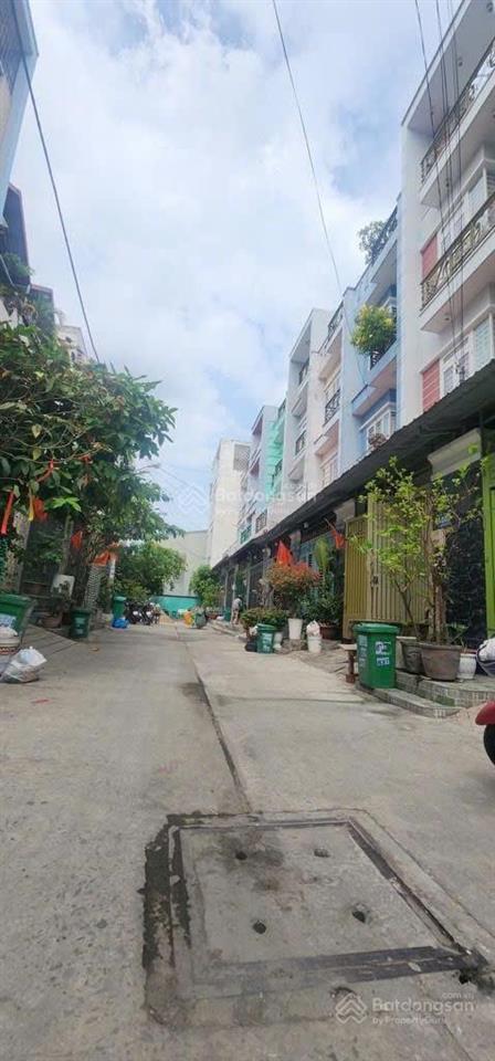 Bán nhà hxh đường chiến lược,gần chung cư saisonhome (4m x 13m x 4 tầng) 7 tỷ tl