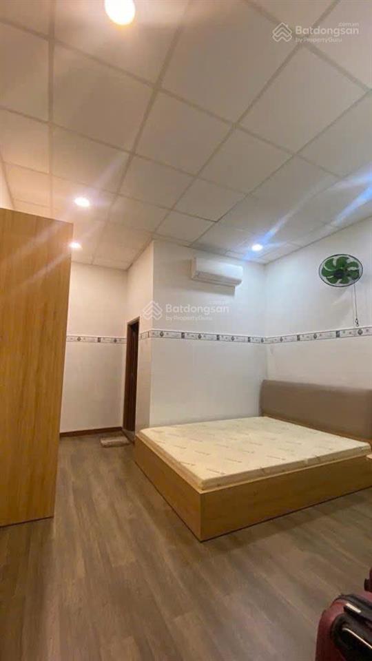 Bán nhà hxh đường chiến lược,gần chung cư saisonhome (4m x 13m x 4 tầng) 7 tỷ tl