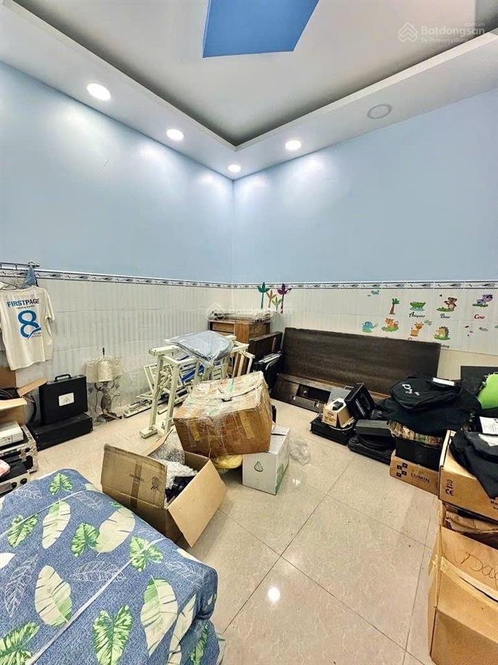 Bán nhà đường chiến lược,gần chợ bình trị đông (5m x 20m x 2 tầng) 7,9 tỷ tl