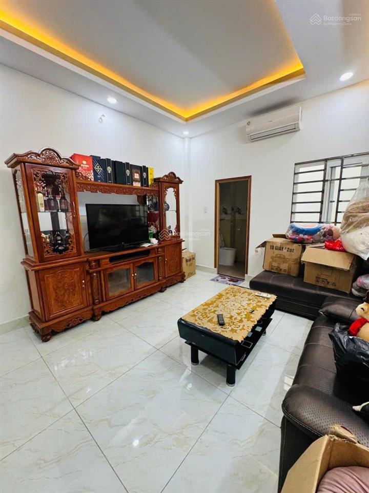 Bán nhà đường phan anh,phường phú thạnh,tân phú  hẻm 8m  68m2  sổ hồng riêng  giá 8,8 tỷ