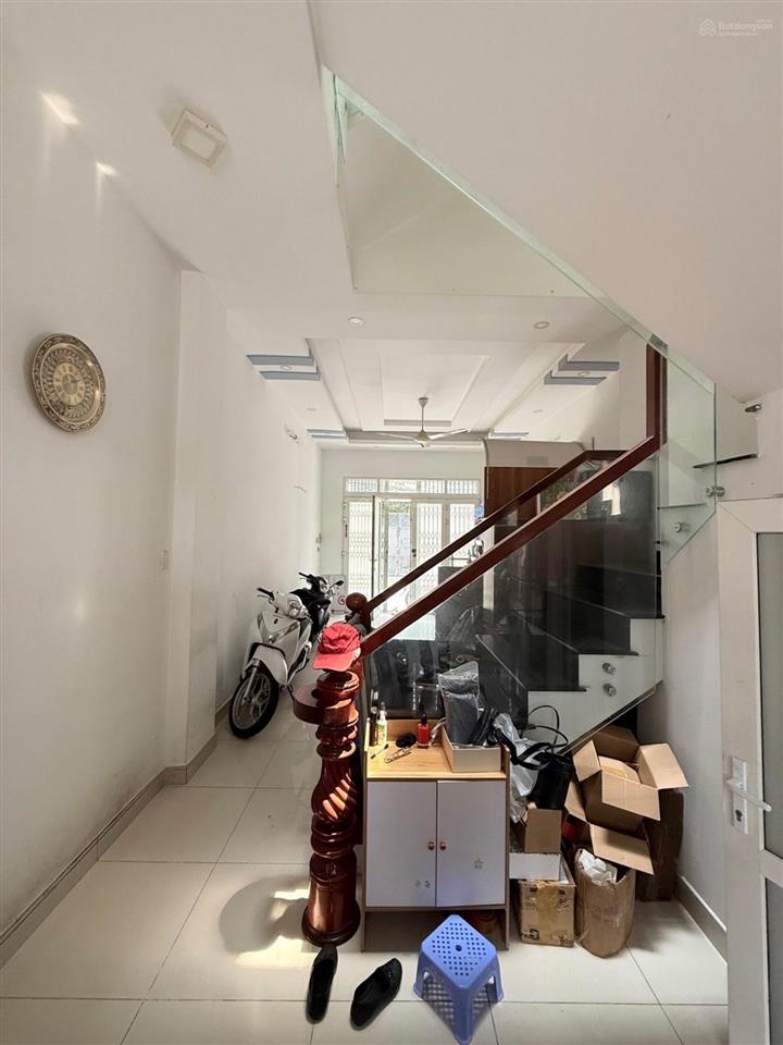 Bán nhà đường 10m trần thị trọng 4x16.5, 8.99 tỷ phường 15 tân bình 3 tầng