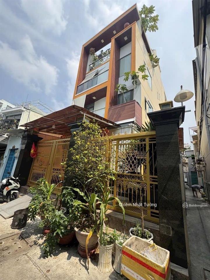 Nhà bán rộng lớn như biệt thự, 4 tầng mới đẹp,7,5m x 19m (144m2) tân hòa đông q6 giá hơn 10tỷ