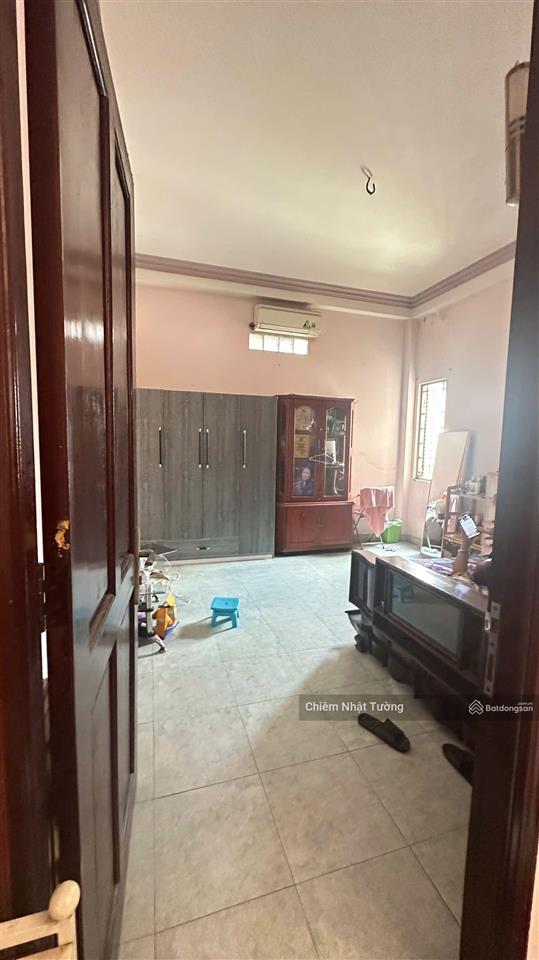 Nhà mặt tiền kinh doanh siêu đỉnh, 3 tầng kiên cố, 4m x 18m(72m) nguyễn tư giản, gv, giá hơn 9 tỷ