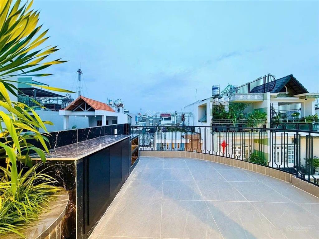Căn góc 2 mặt tiền ô tô ngủ trong nhà 5 tầng, diện tích 5,5 x 11m, căn góc 2 mặt tiền