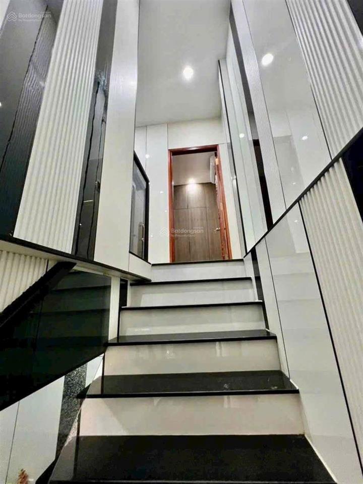Nhà mới cực đẹp 4 tầng phạm văn chiêu, gò vấp, diện tích 5 x 9m trệt + 3 lầu