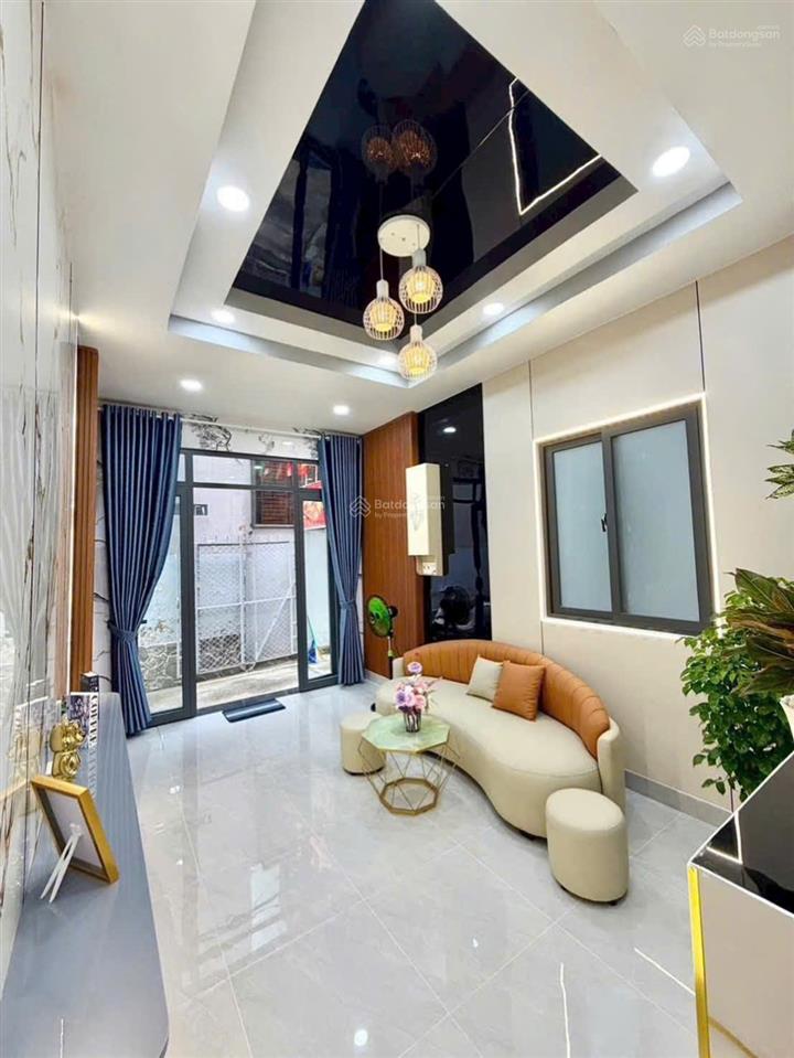 Bán nhà 4 tỷ căn góc 2 mặt tiền ngay công viên làng hoa, nhà 1 trệt 2 lầu + sân thượng | 3pn 3wc